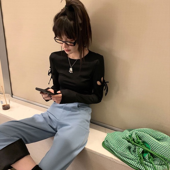 Pants - Picture 2 of 7